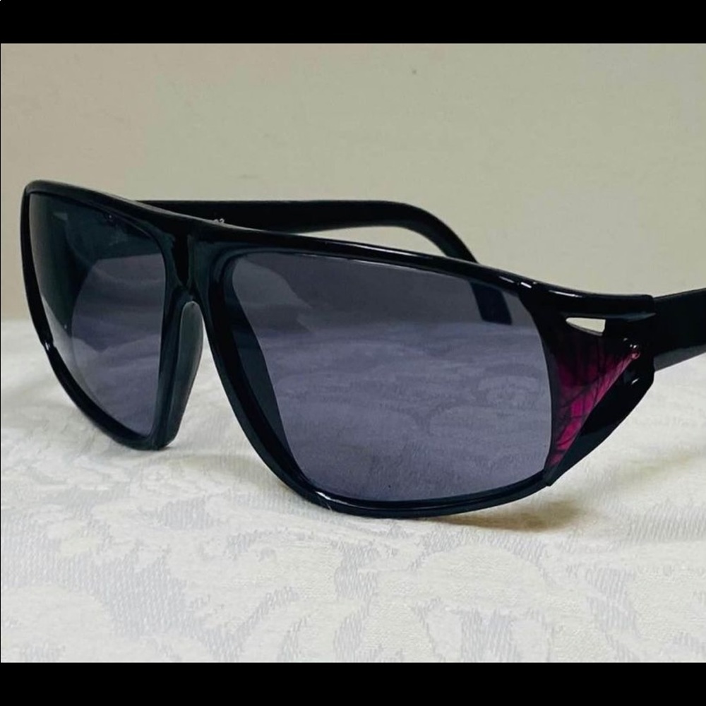 Vintage 90's Black & Pink Wrap-Around Sunglasses | Perfect Condition - Picture 1 of 9